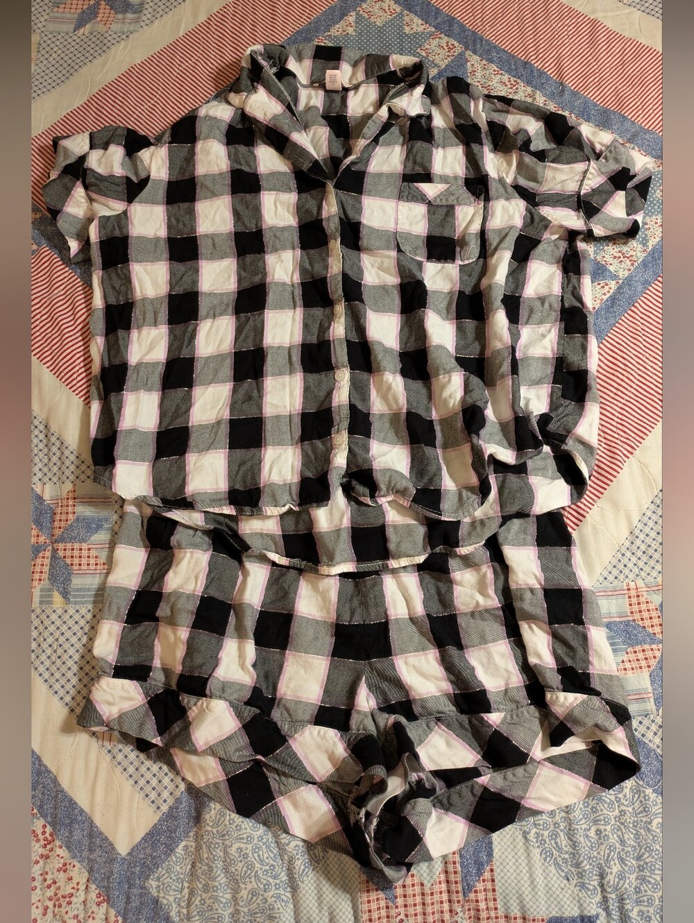 Victoria's Secret Black and Pink Plaid Lounge Set